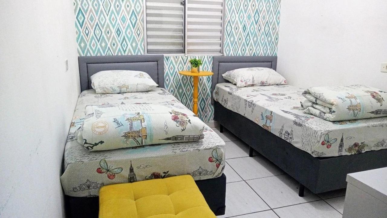 Vitoria Hostel Гуарульюс Экстерьер фото