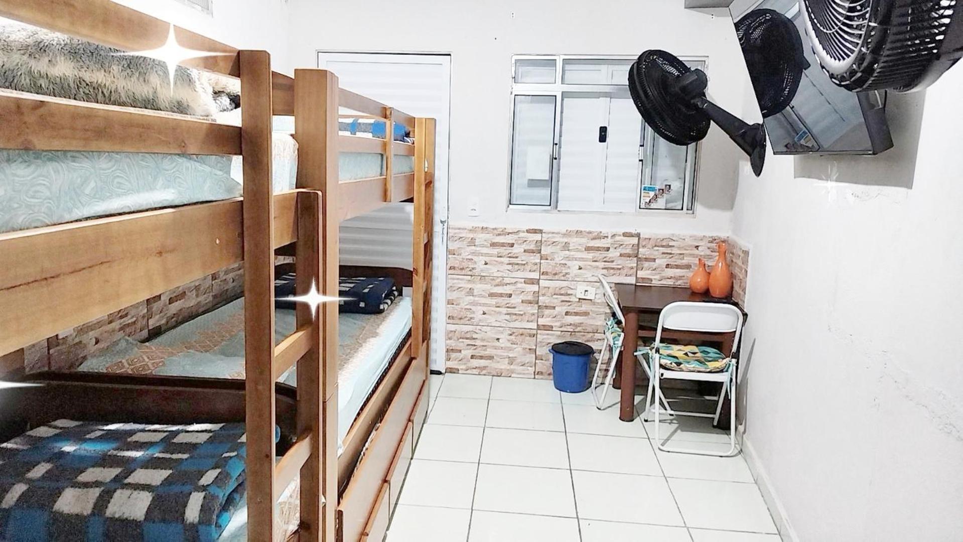 Vitoria Hostel Гуарульюс Номер фото