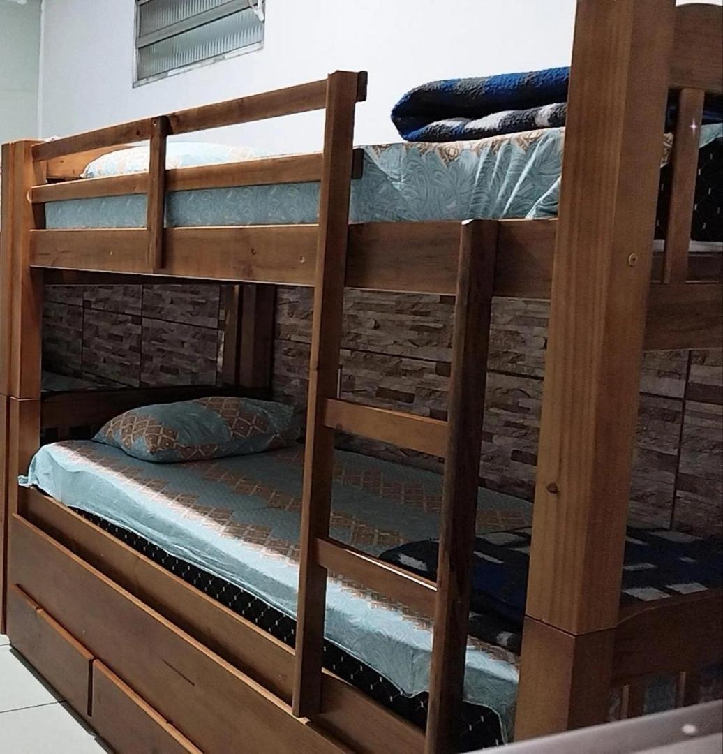 Vitoria Hostel Гуарульюс Экстерьер фото