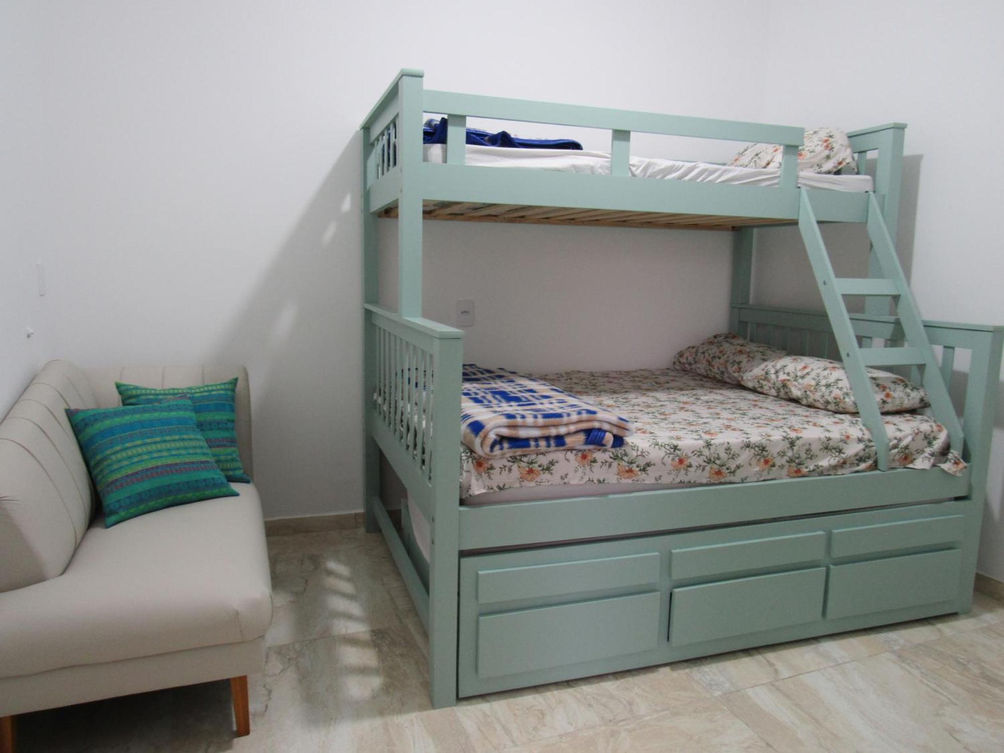 Vitoria Hostel Гуарульюс Экстерьер фото