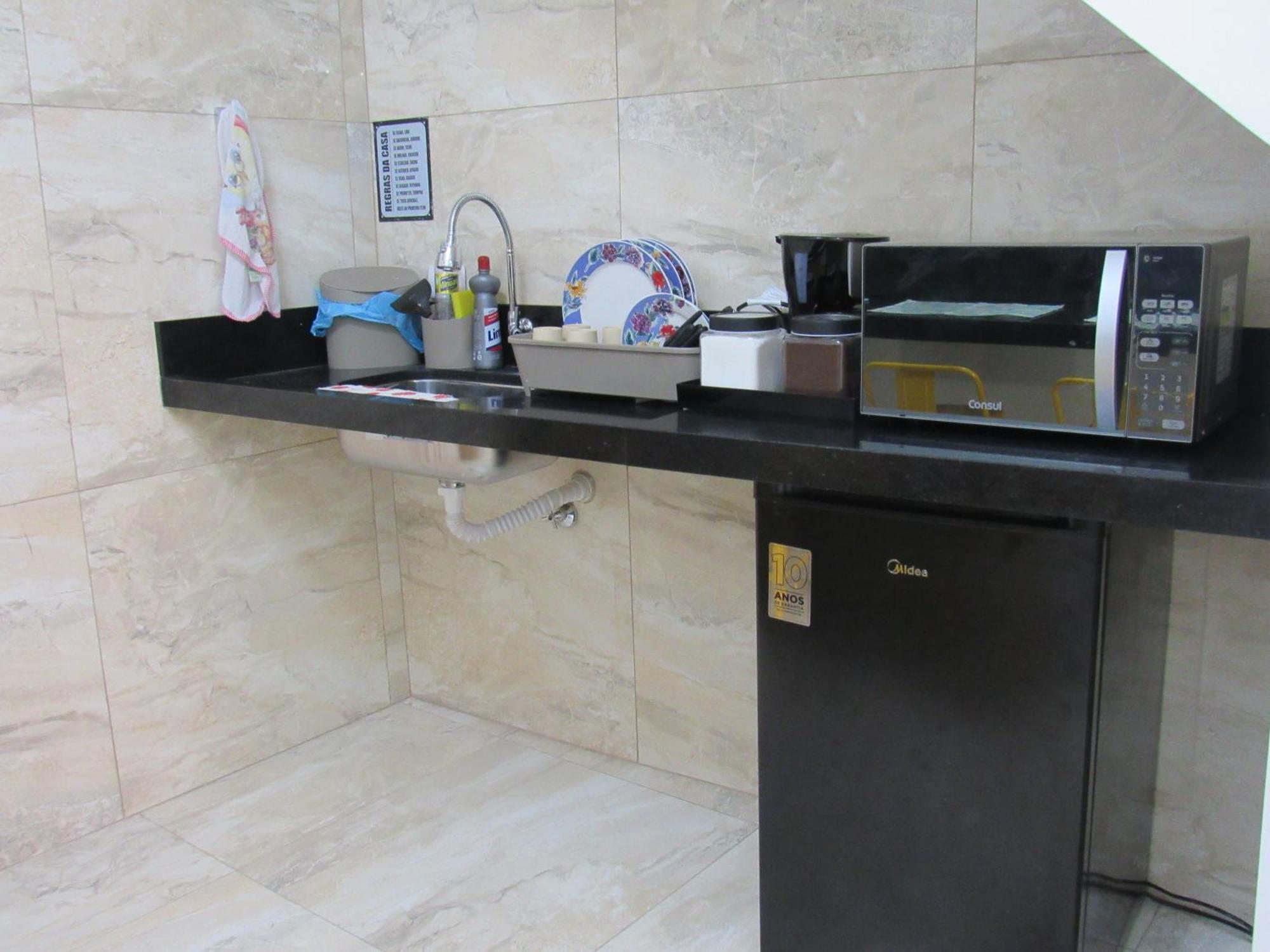 Vitoria Hostel Гуарульюс Экстерьер фото