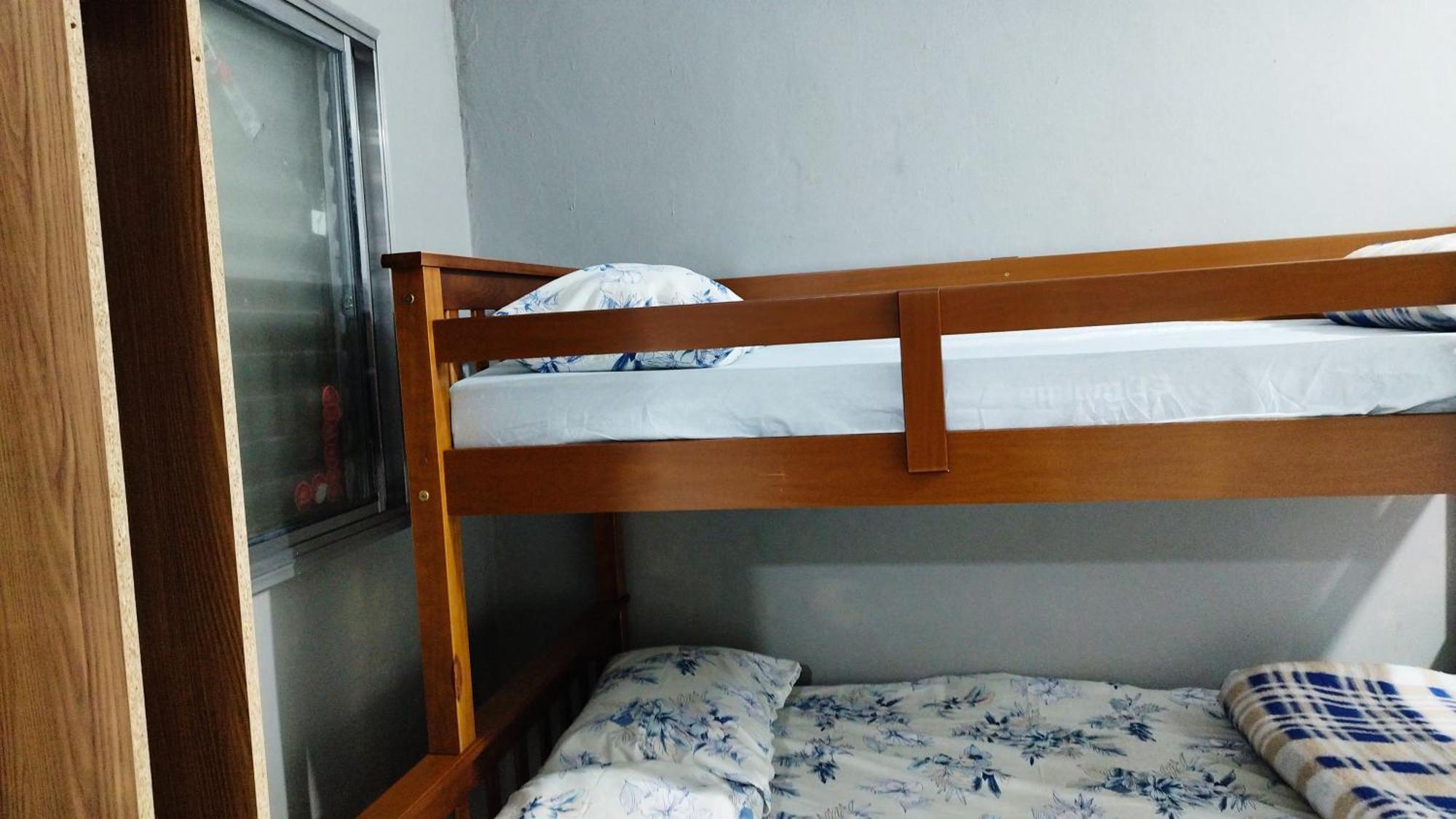 Vitoria Hostel Гуарульюс Экстерьер фото