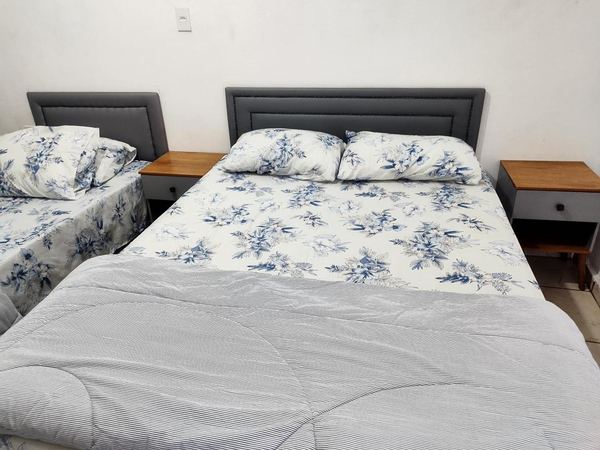 Vitoria Hostel Гуарульюс Экстерьер фото